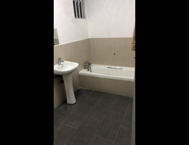 3 BEDROOM APARTMENT TO LET IN SOUTH BEACH